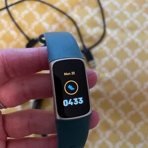 Fitbit charge 5